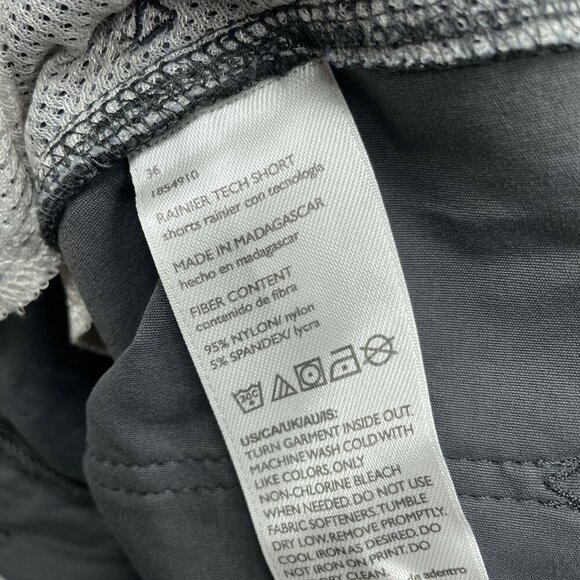 Eddie Bauer Rainier 10” Tech Shorts Men’s 36 Cargo Outdoor Black J179 - Picture 5 of 8